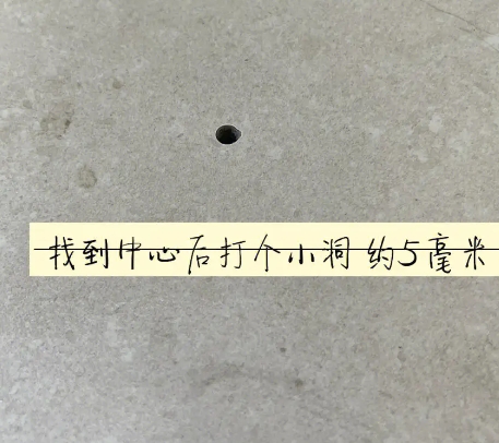 桃源瓷砖空鼓维修公司专业解答在瓷砖铺贴过程中，如果砂料搅拌不均匀，将会带来以下问题